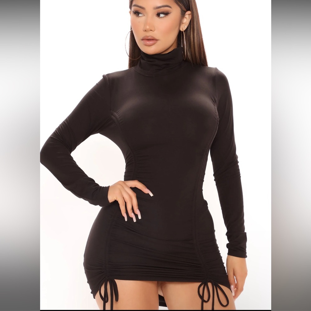 Black Fashion nova sexy mini dress!
